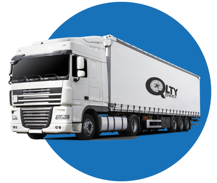 Фура выезжает